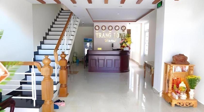 Hotel Oyo 587 Trang Long à Nha Trang Extérieur photo